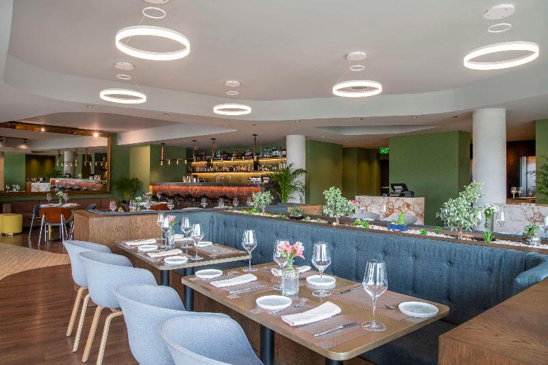 Golden Tulip Design Tbilisi image