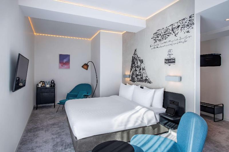 Golden Tulip Design Tbilisi image