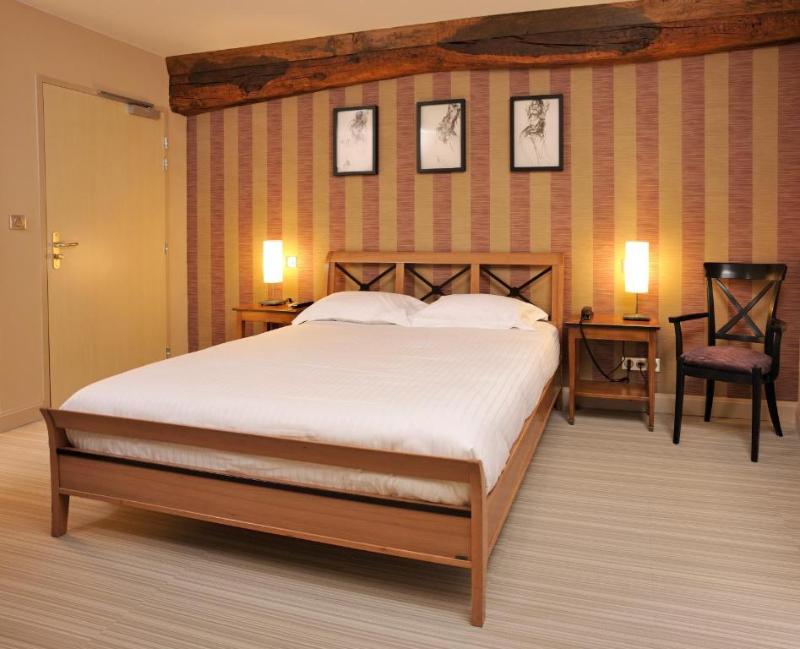 Logis Hostellerie du Forez image