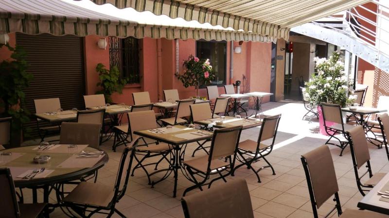 Logis Hostellerie du Forez image