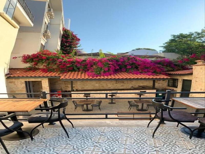 Solo Boutique Hotel image