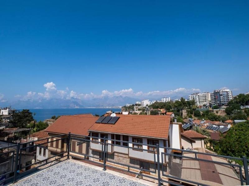 Solo Boutique Hotel image