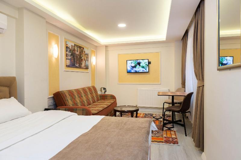 Blue Marmara Suites image