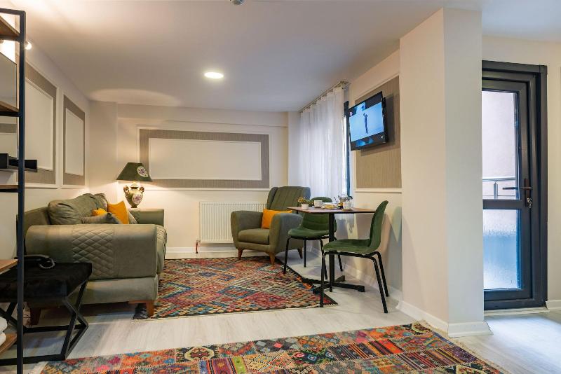 Blue Marmara Suites image