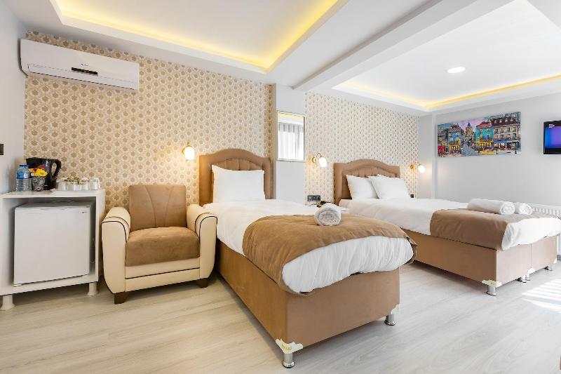 Blue Marmara Suites image