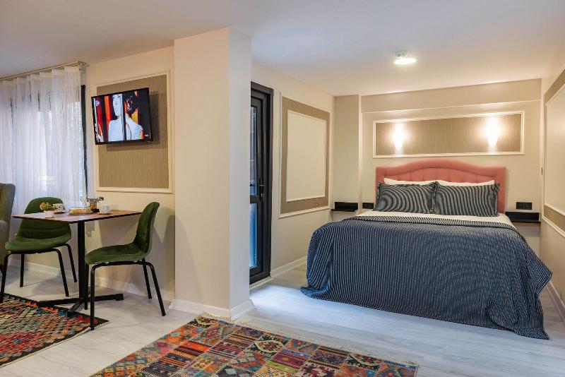 Blue Marmara Suites image