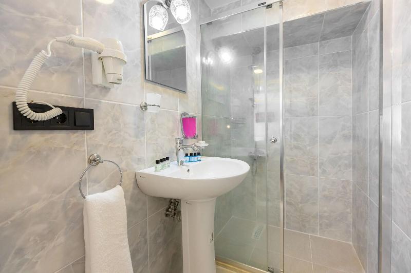 Blue Marmara Suites image