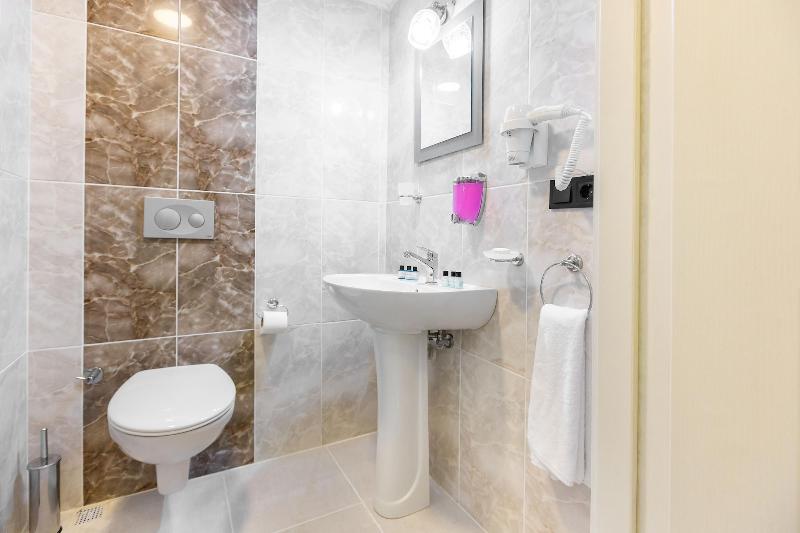 Blue Marmara Suites image