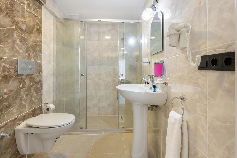 Blue Marmara Suites image