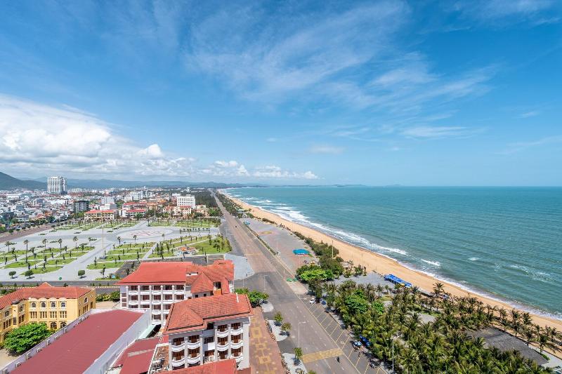 Sala Grand Tuy Hoa Hotel image