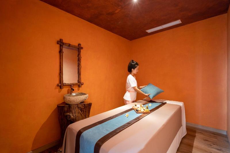 Sala Grand Tuy Hoa Hotel image