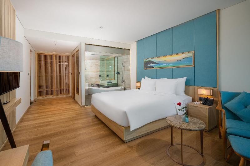 Sala Grand Tuy Hoa Hotel image