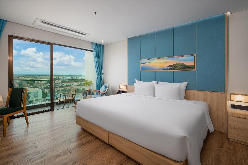 Sala Grand Tuy Hoa Hotel image