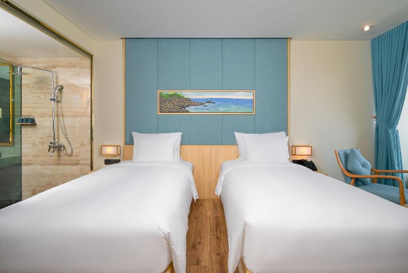 Sala Grand Tuy Hoa Hotel image