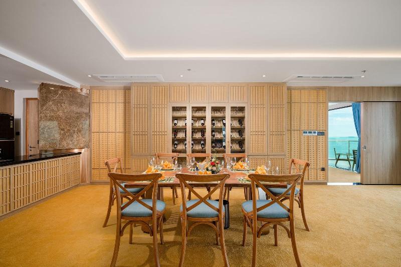 Sala Grand Tuy Hoa Hotel image