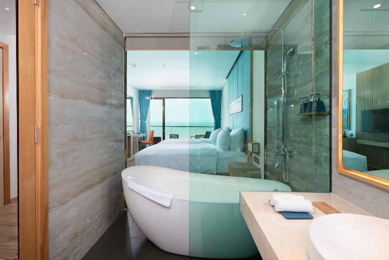Sala Grand Tuy Hoa Hotel image