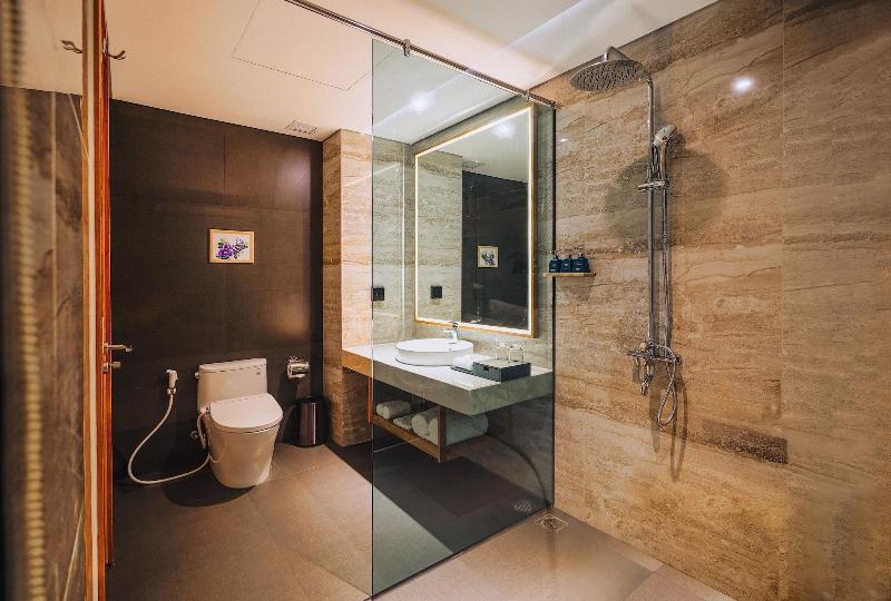 Sala Grand Tuy Hoa Hotel image