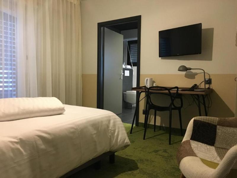 Logis Hotel Au Floridor image