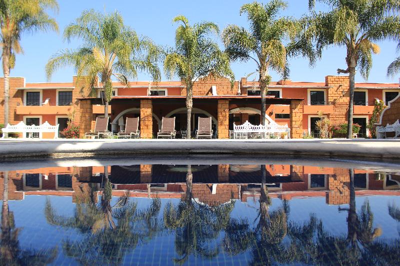Hotel Meson del Puente image