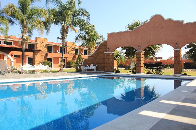 Hotel Meson del Puente image