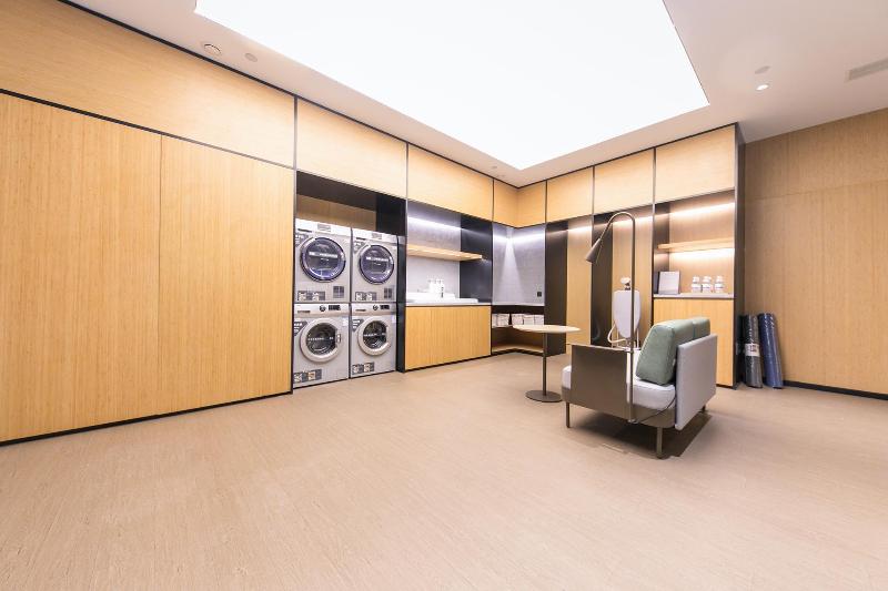 Ji Hotel (Zhenjiang Railway Station South Square) image