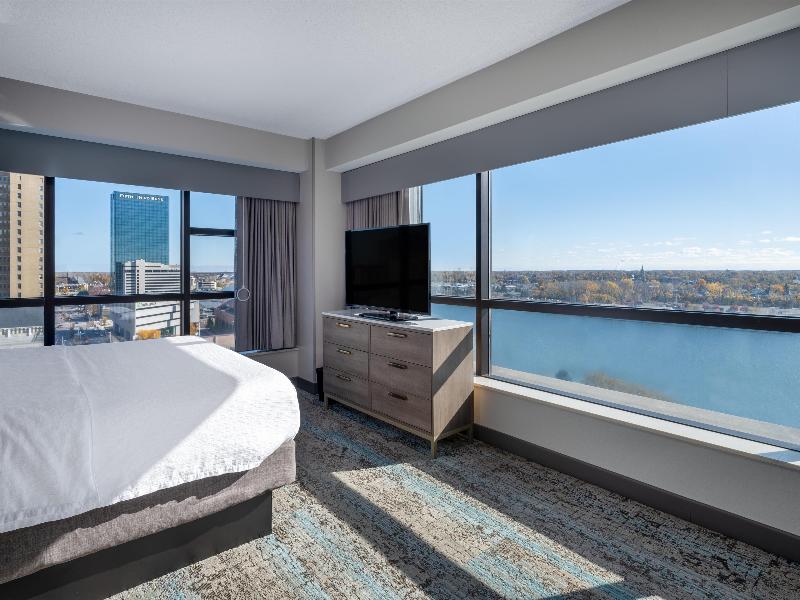 Homewood Suites by Hilton Toledo Downtown image