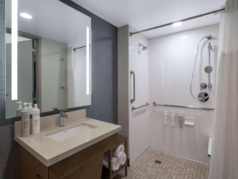 Homewood Suites by Hilton Toledo Downtown image