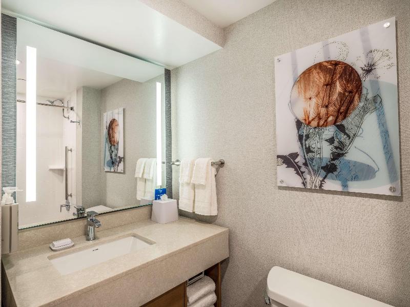 Homewood Suites by Hilton Toledo Downtown image