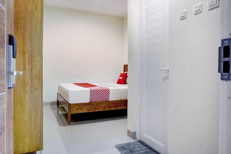 90629 The Home Srengseng image