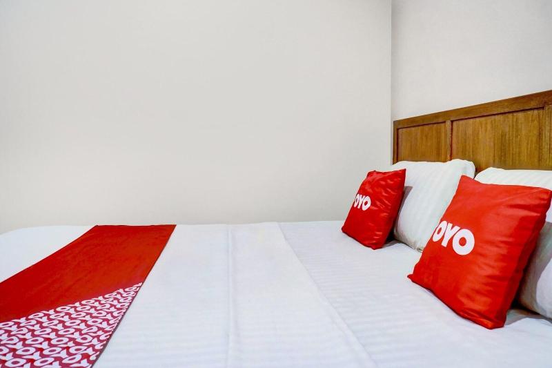 90629 The Home Srengseng image