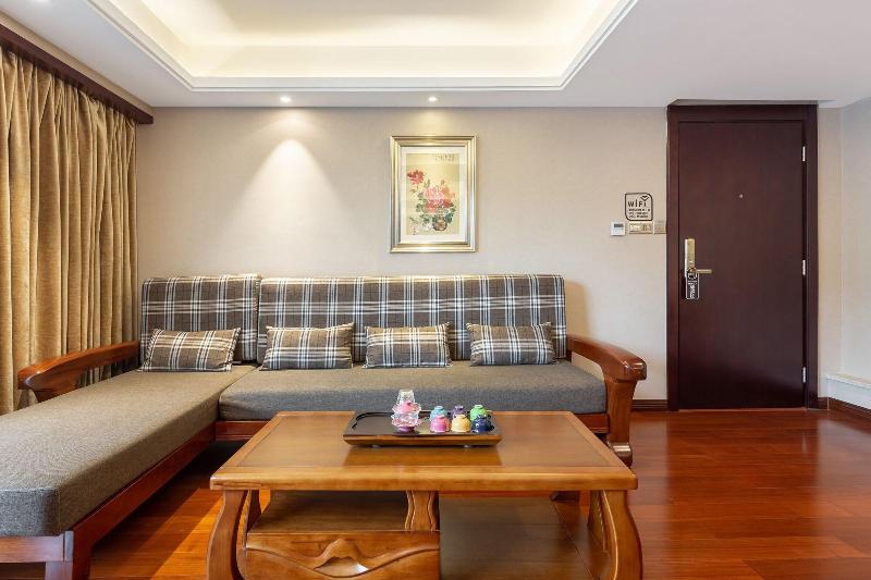 Zongrui Hotel 4