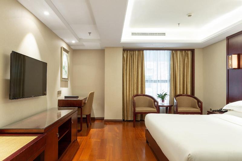 Zongrui Hotel 5