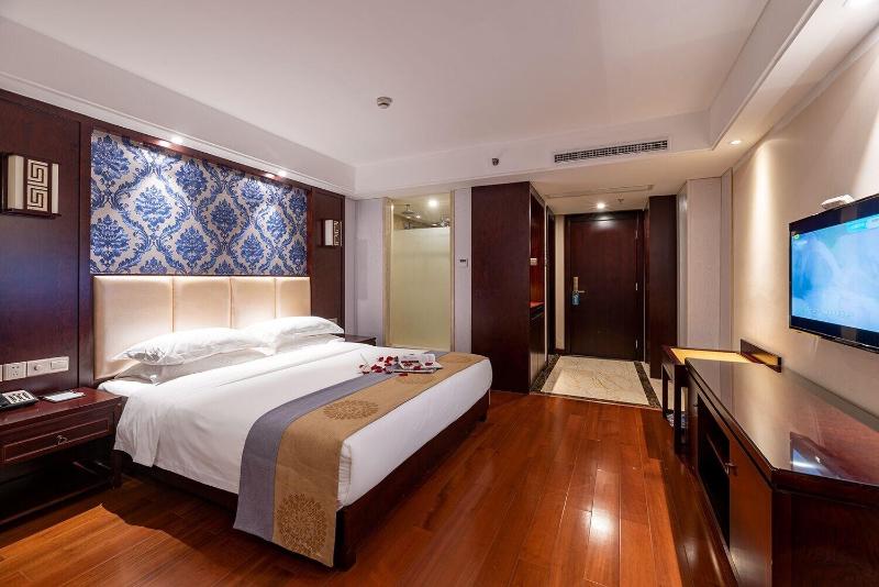 Zongrui Hotel — photo 40