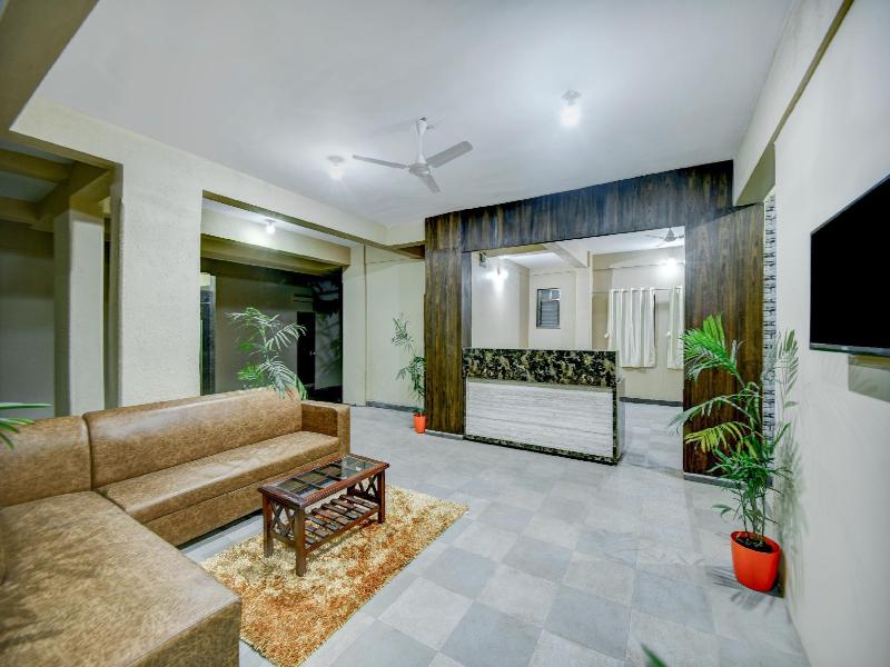Treebo Trend Yash Inn Kharadi image