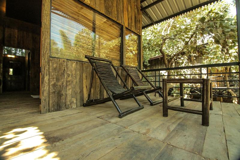 Mogli Resorts Kanha — exterior view