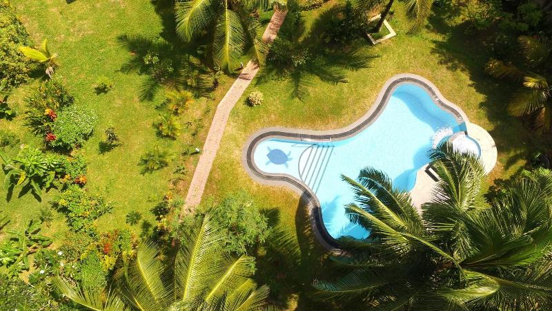 King Coconut Lodge image
