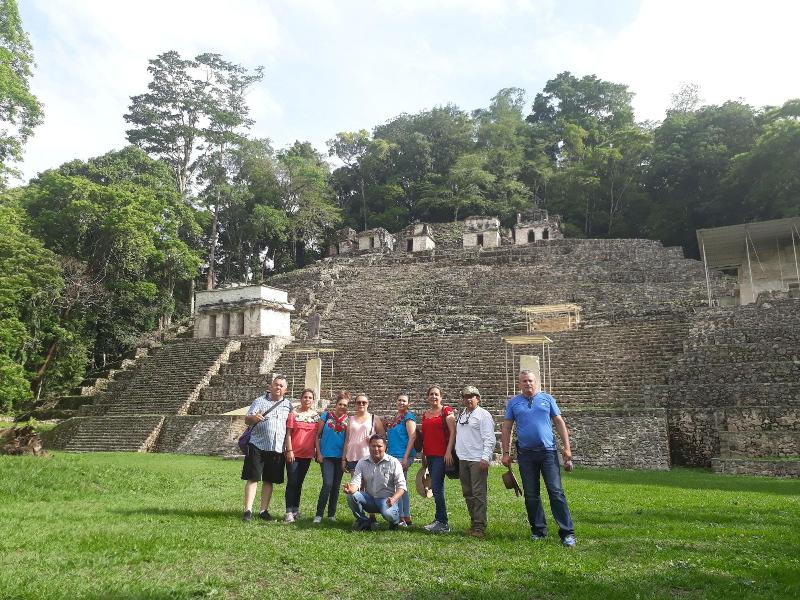 Centro Ecoturistico Rio Chuj Te image