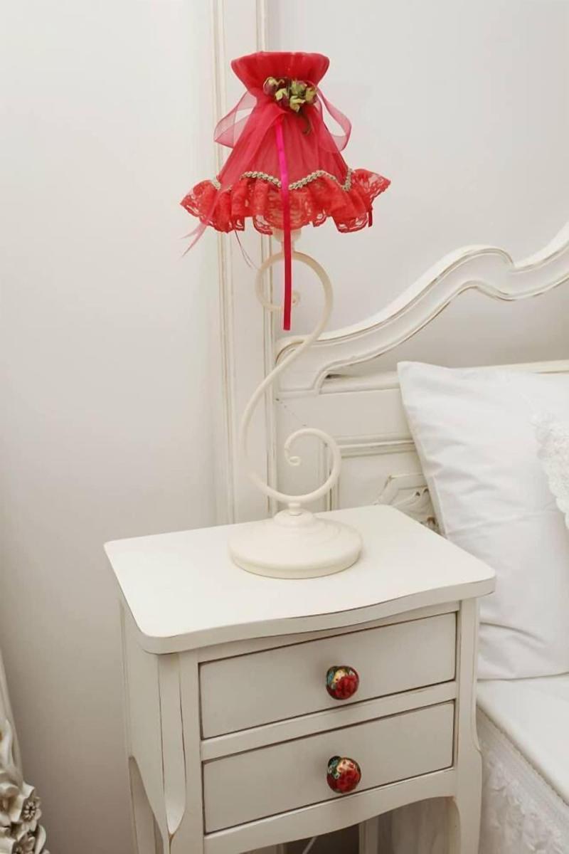 The White Swan Suites image