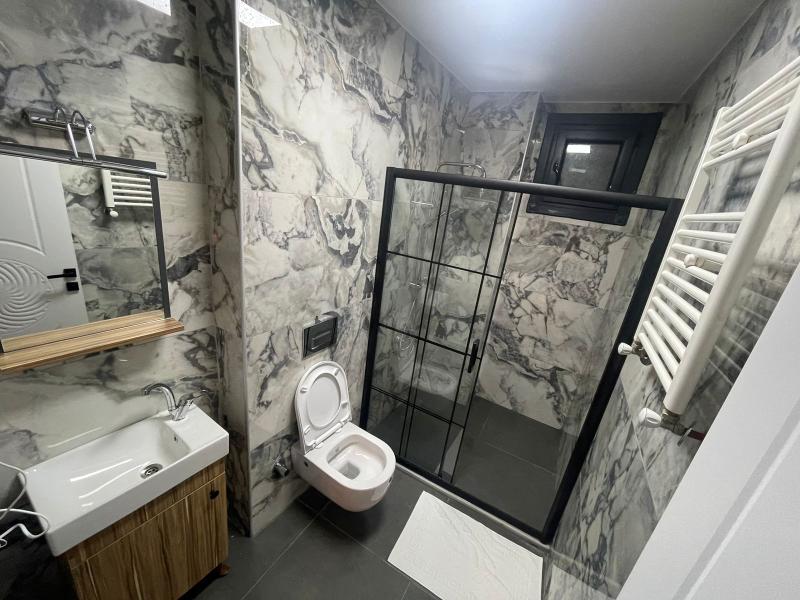 The White Swan Suites image