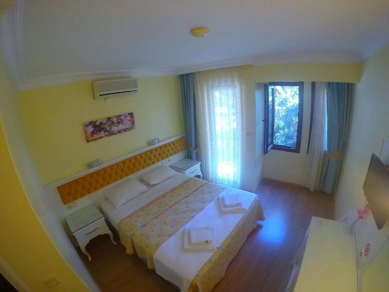 Ilkiz Beach Hotel image