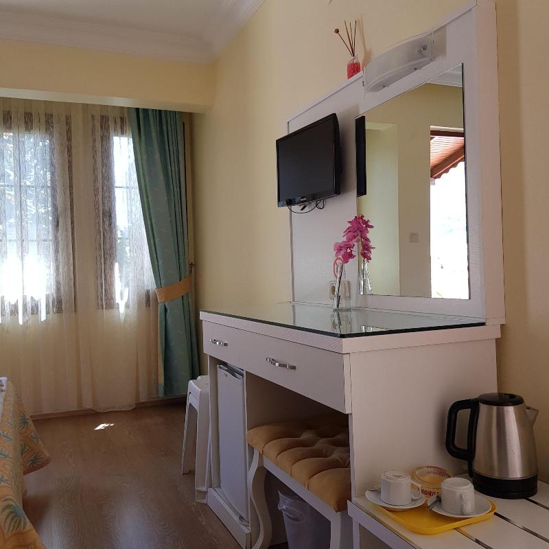 Ilkiz Beach Hotel image