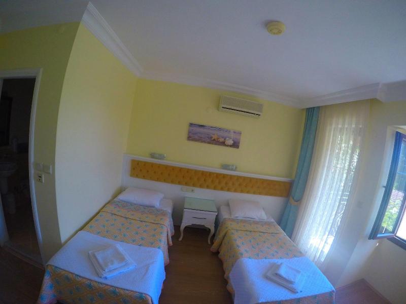 Ilkiz Beach Hotel image