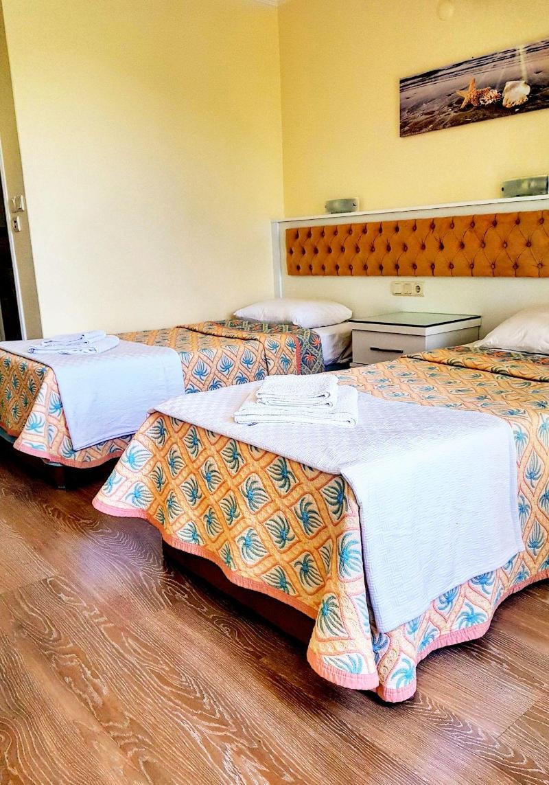 Ilkiz Beach Hotel image