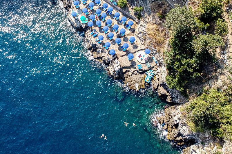 Hostel & Glamping Santa Fortunata image