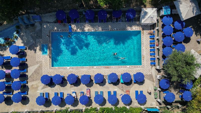 Hostel & Glamping Santa Fortunata image