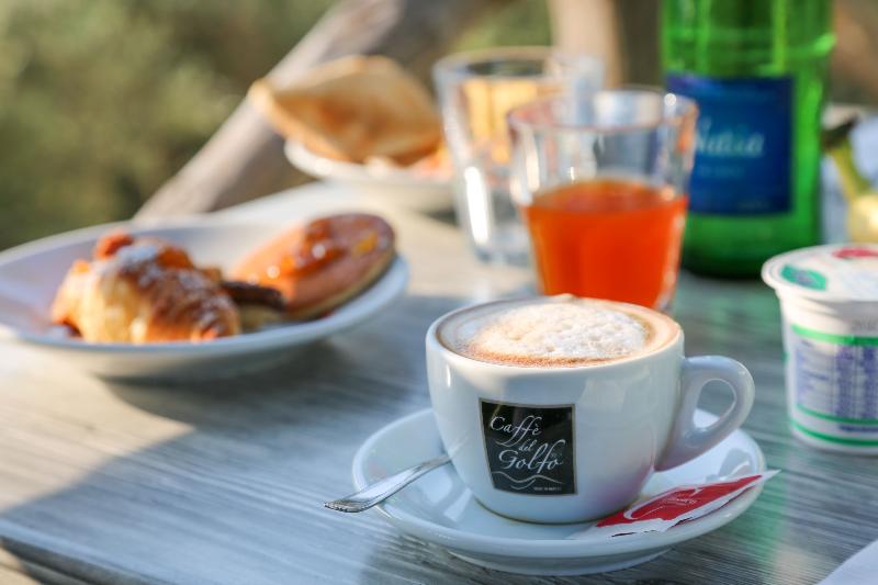 Hostel & Glamping Santa Fortunata image