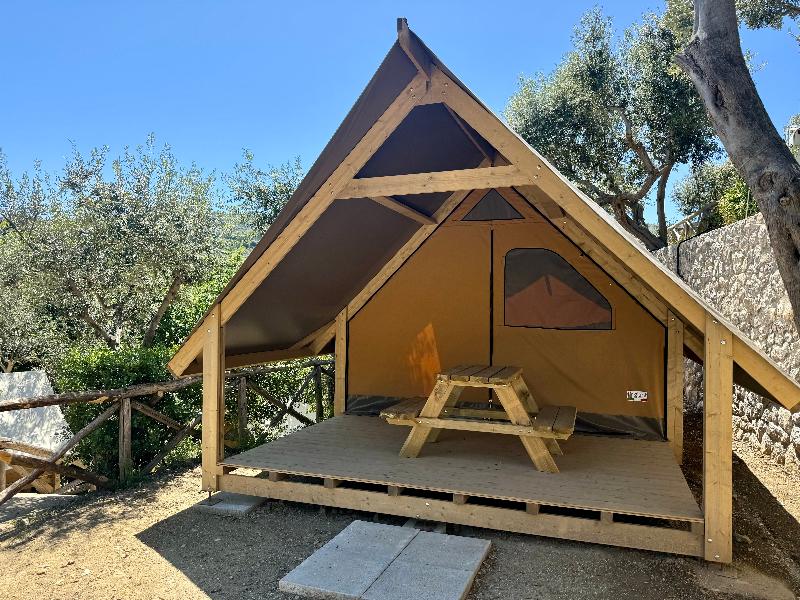 Hostel & Glamping Santa Fortunata image