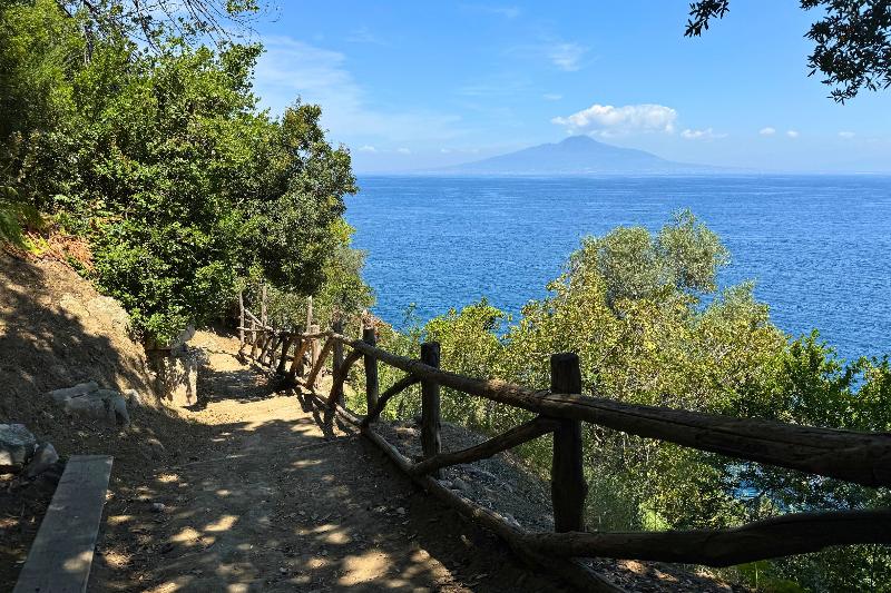 Hostel & Glamping Santa Fortunata image