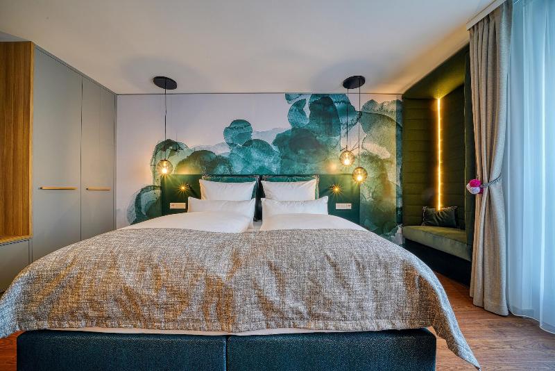 DORMERO Hotel Freiburg image