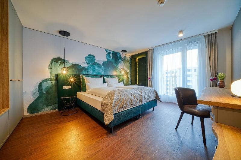 DORMERO Hotel Freiburg image